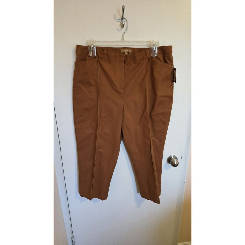 Ellen Tracy Brown Cropped Pants